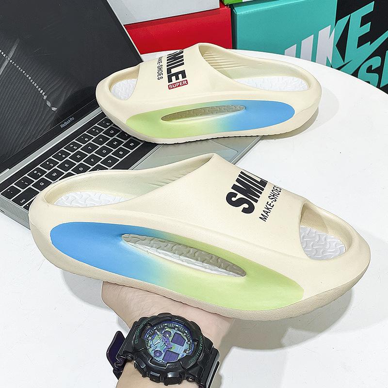 Summer Slippers Men Fade Color Super Soft EVA Sole Slippers Men's Sandal Thick Bottom Platform Slides Soft Slippers Beach Shoes