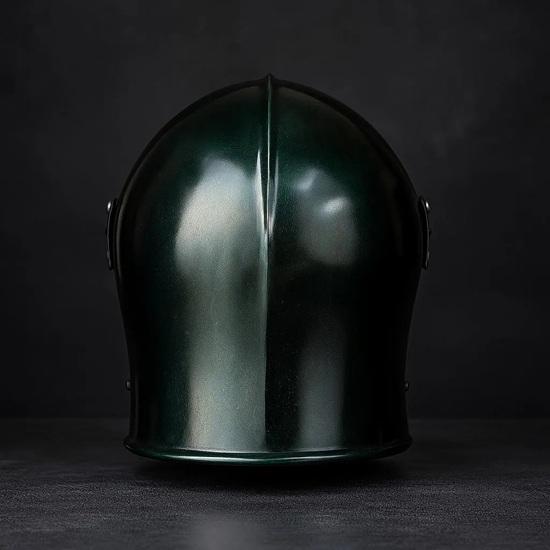 Handgefertigter mittelalterlicher Barbuta-Helm – perfekt für Renaissance-Märkte, Cosplay, LARP und Halloween-Kostüme. Authentische Stahlrüstung-Replik.