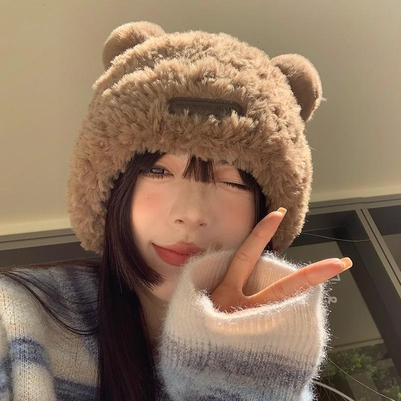 Cute bear wool hat women's winter 2025 popular plush warm fluffy big head circumference knitted hat