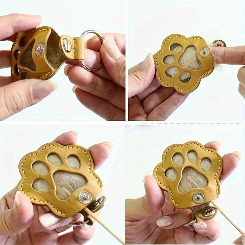 Pet Hair Clipper Storage, Dog Paw Keychain, Memorial Box, with Funeral Hair Storage for Pets, Leather, Pawprint Design Storage