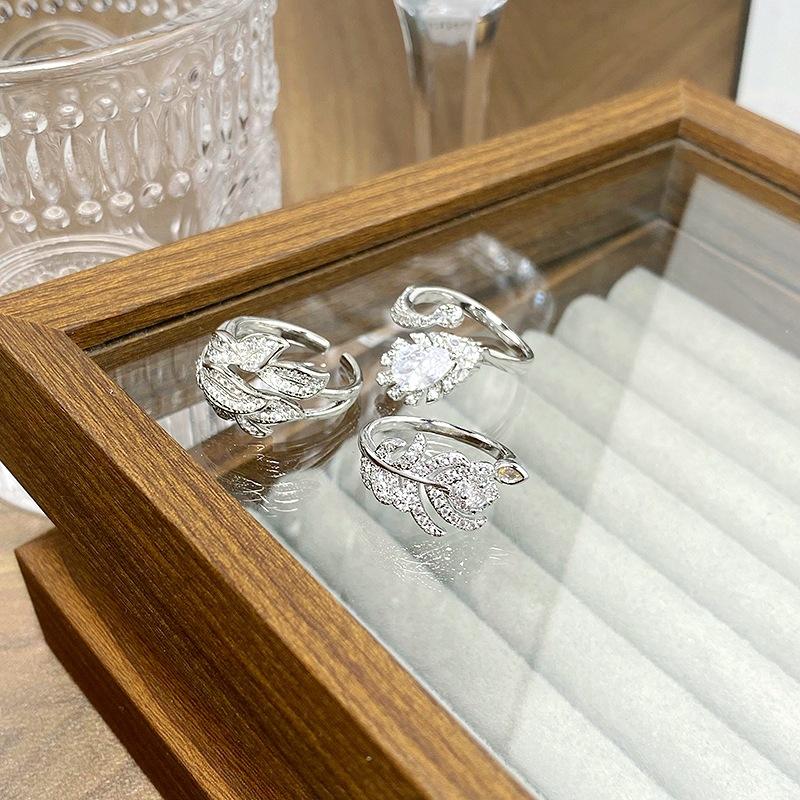 [Ye Yu Xinghui] Light Luxury Feathers And Leaves Full Of Diamonds, Zir*****Pen Ring, Niche High-End Ring Woman