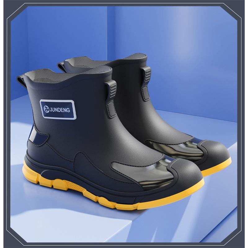 Couple Outdoor Fashionable Waterproof And Anti Slip Short Tube Rain Shoes