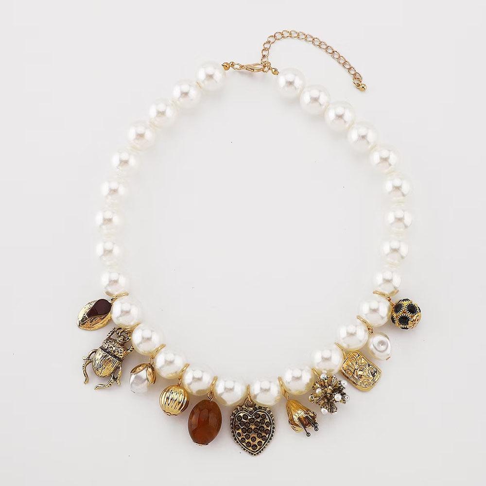 Retro Pearl & Sweet Pea Heart Beetle Necklace - Elegant Statement Clavicle Jewelry for Women