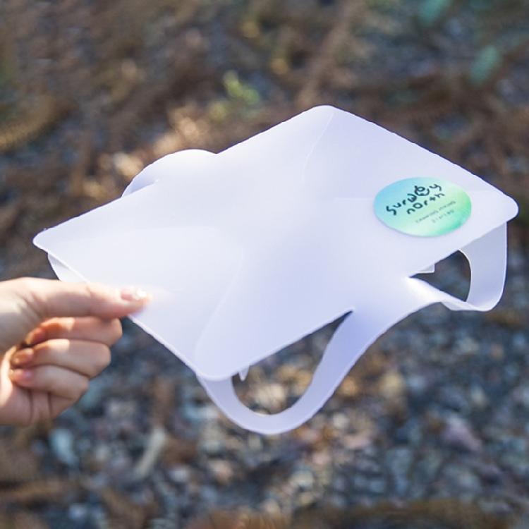 Einfacher Klapptisch Kompakt Tisch mit rutschfester Basis Wetterbeständiger Outdoor-Beistelltisch für Zusammenkünfte Kinderanlass