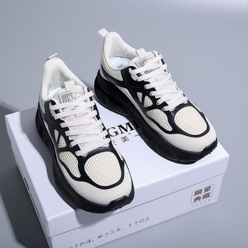 Men's shoes spring and summer fly-woven new versatile sports casual running to increase the height of youth Darth Vader