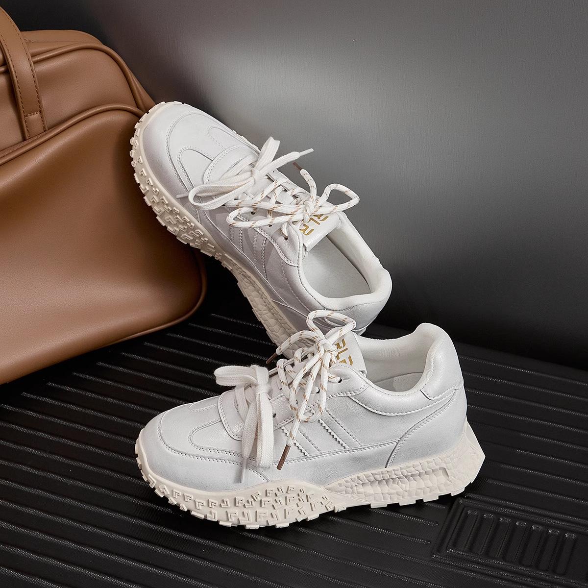 

Platform-soled German training shoes women s spring 2025 new versatile retro sports and leisure shoes design sense polished white shoes 39