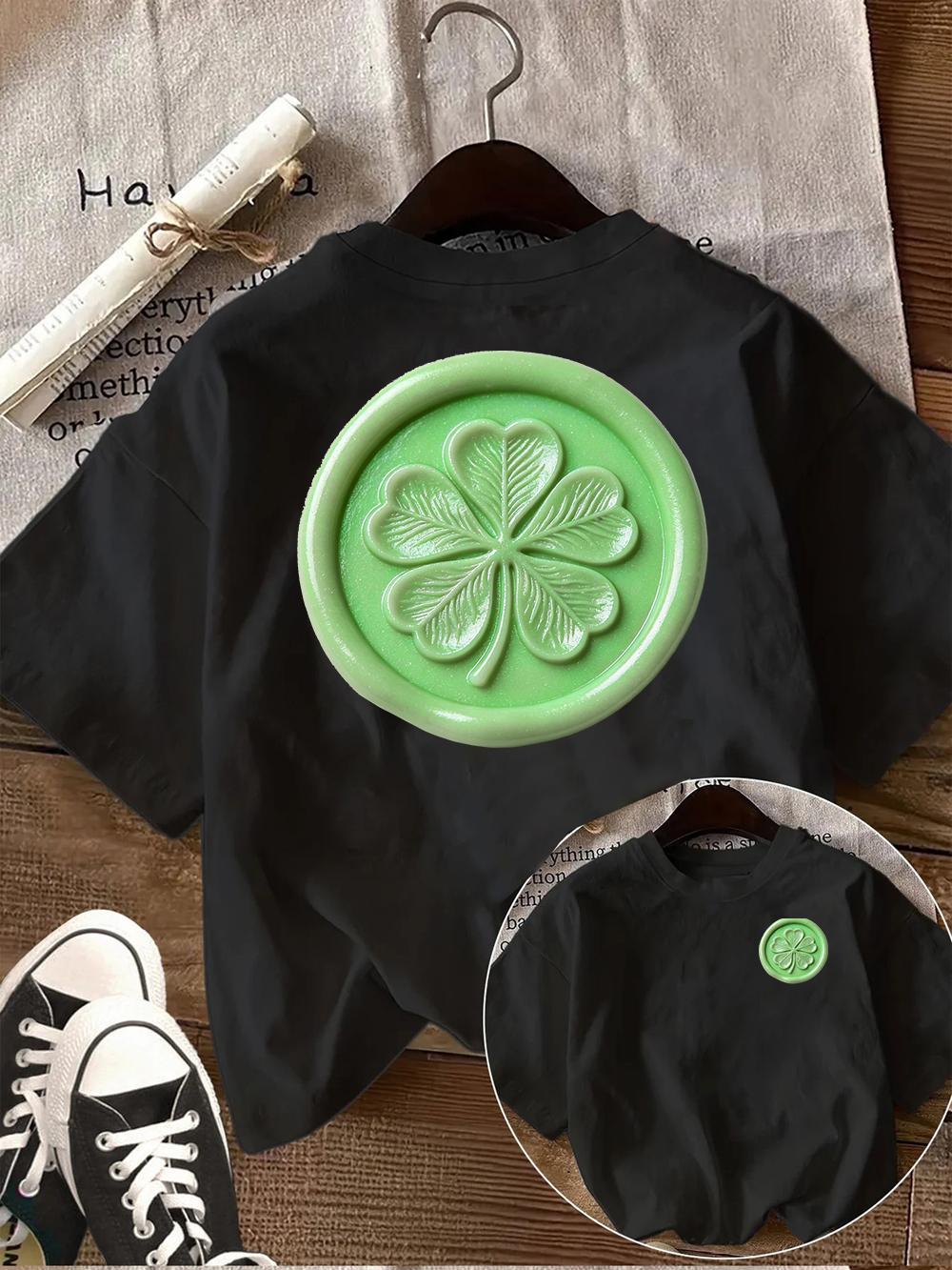 Green Clover Seal Graphic T Shirt for Women Cute Four Leaf Clover Print Tee Casual Short Sleeve Summer Loose Harajuku Tops S