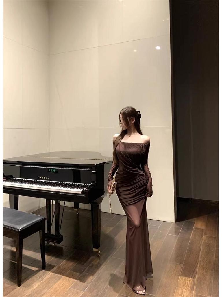 Women's Off-Shoulder Mesh Patchwork Pleated Dress - Slim Fit Waist-Cinching Long Skirt, Sexy Spring Style