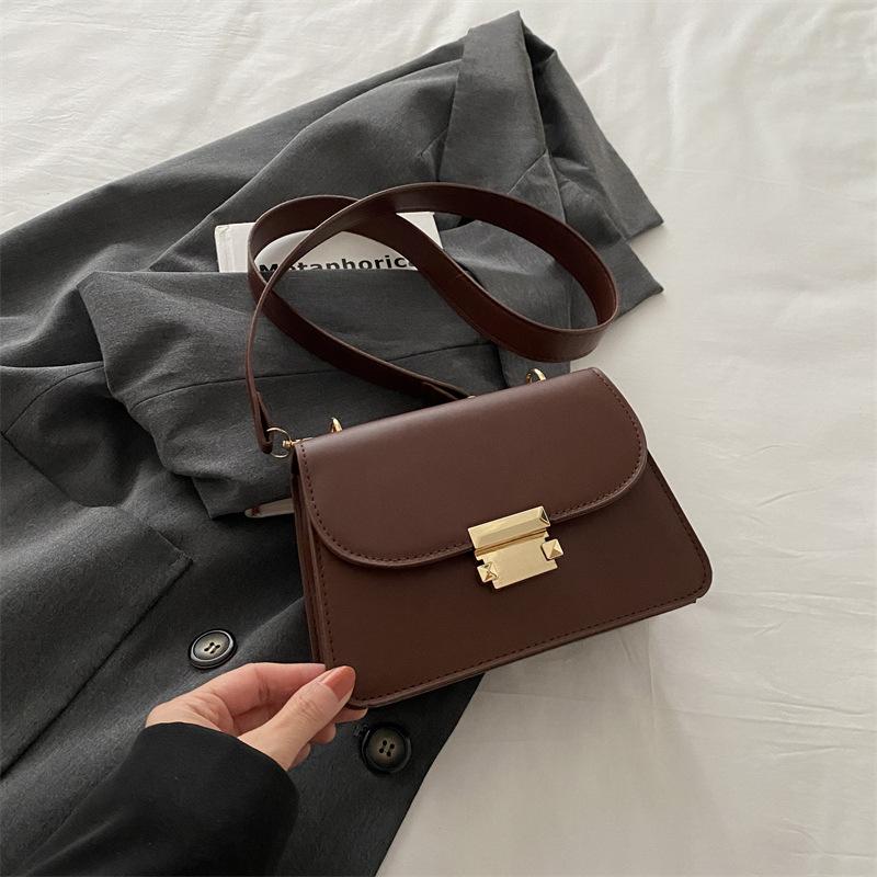 

Нова літня мода 2024 року, повсякденна сумка через плече, проста ретро-сумка, жіноча проста ретро, ​​невелика квадратна сумка, жіноча сумка кавовий