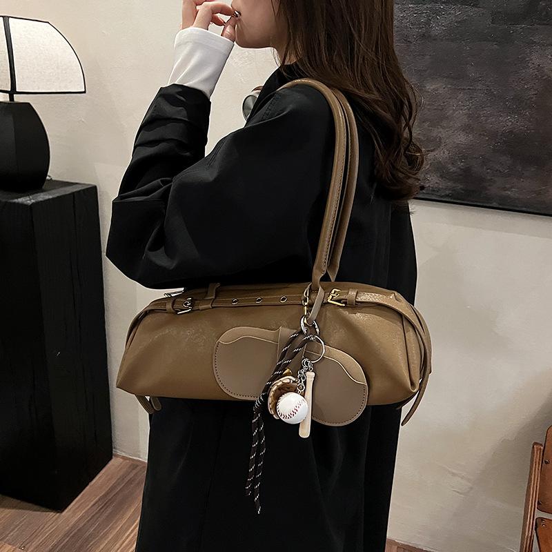 Urban underarm bag women's new high-end bowling bag commuter shoulder bag baguette bag