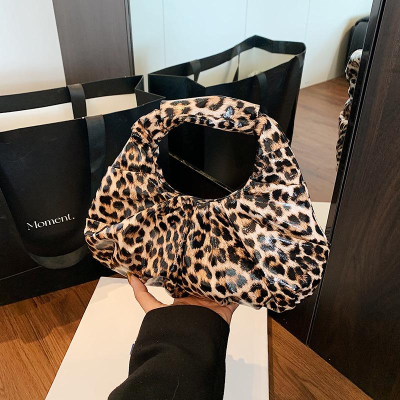 Casual Pu Leopard Print Handbag Purse Cloud Bag Pu Leather Handbag Black Fashionable Underarm Bag Students