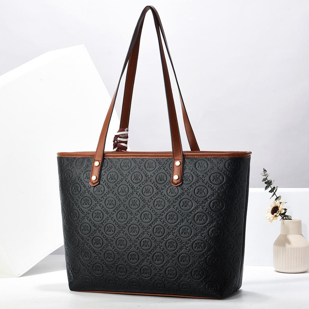 Tote bag commuter big bag women's new model