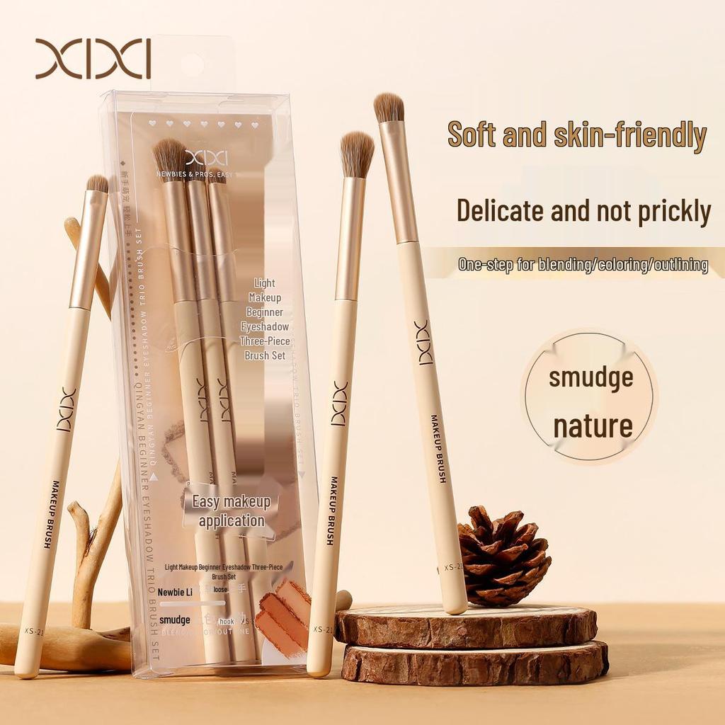 Xixi Light Face Starter Eyeshadow 3-Piece Brush Set: Eyeshadow, Blending, and Detailing Brushes with Soft Bristles - Portable Makeup Kit.