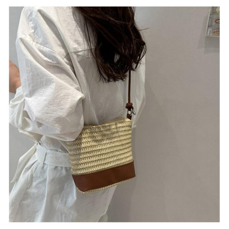 Women Handmade Woven Small Single Shoulder Crossbody Bucket Bag For Daily Beach Use