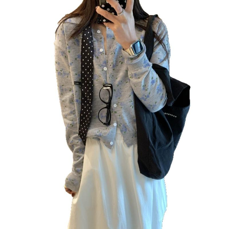 Small fresh floral knitted cardigan top women's autumn and winter new round neck design sense niche sweater jacket