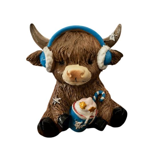 Decorative Highland Cattle Statue Winter Cow Resin Figurine, for Animal Desk Decor, Shape Ornament Home Office
