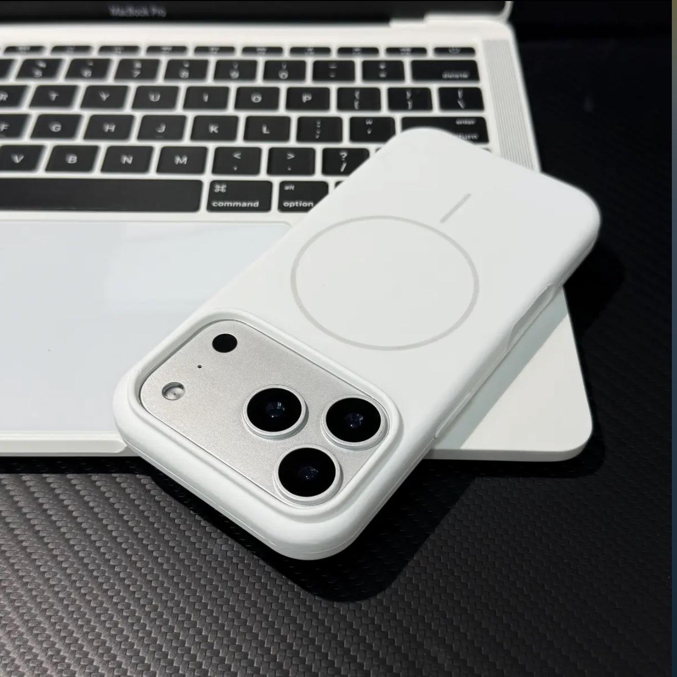 

Liquid silicone is suitable for iPhone17PROMAX skin-sensitive magnetic suction AI integrated button Apple 16 anti-drop protective cover iPhone 17
