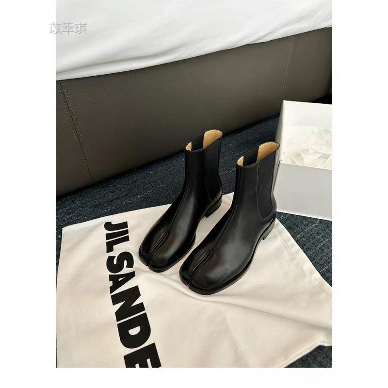 Cowhide niche pig's trotters boots medium tube elastic toe Chelsea boots women's British split-toe short boots