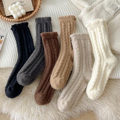 Thick Warm Fuzzy Socks Women Winter Home Floor Fluffy Socks Braided Velvet Thermal Sleeping Socks Soft Comfortable Retro Classic
