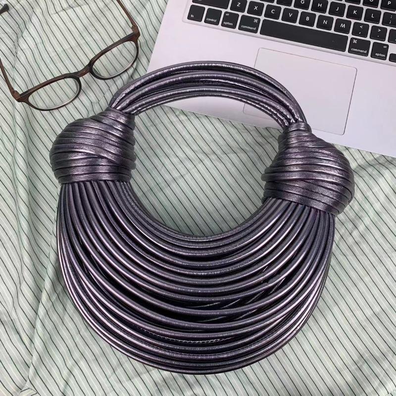 Heiß verkaufende neue Mode Nudeltasche personalisiertes Design vielseitige Knödeltasche handgewebt geknotete Schulter Damentasche