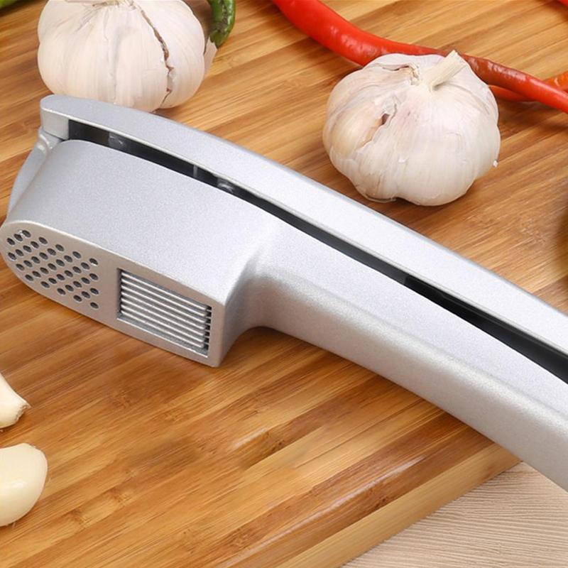 2-in-1 Design Multifunction Garlic Press Crusher Kitchen Cooking Ginger Squeezer Masher Handheld Ginger Mincer Tools