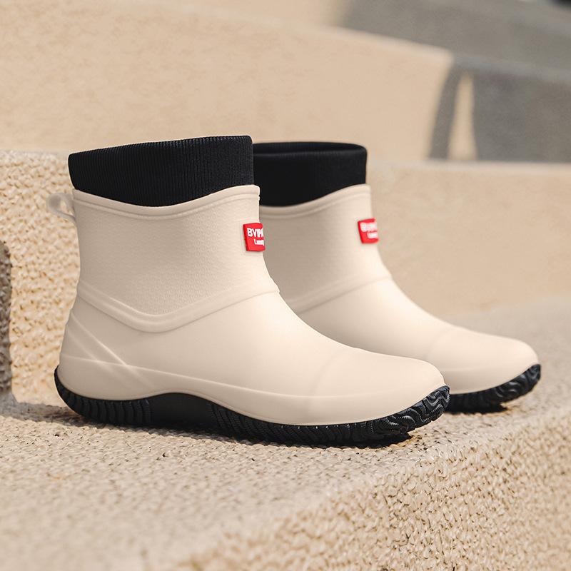 Rain Shoes Women's Short Rubber Shoes Wear Non-slip Water Boots Thick-soled Waterproof Shoes Velvet Short Outdoor Rain Boots Women