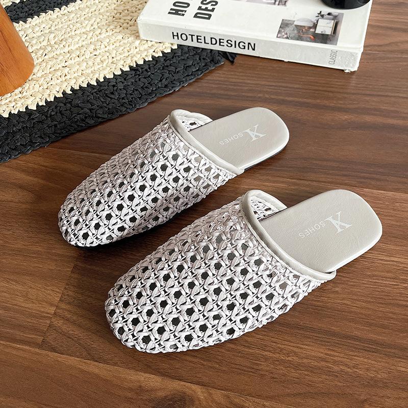 French Breathable Woven Bag Head Half Slippers Women's Summer 2025 New Fashionable Versatile Outer Wear Niche Cool Slippers