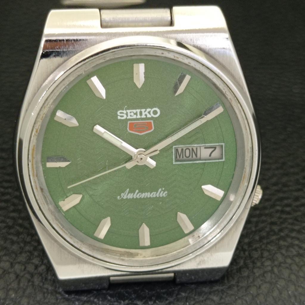 GENUINE VINTAGE SEIKO 5 AUTOMATIC 7019A JAPAN MENS GREEN DIAL WATCH a701592-5 R206b-a701592