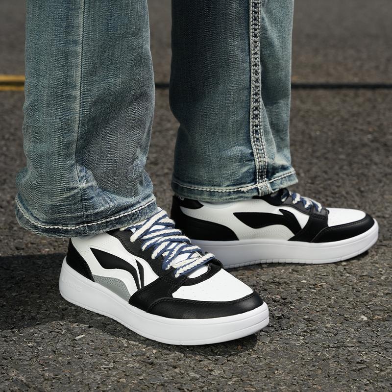 Li Ning Skateboard Shoes Men's Low Top White Black Blue White Shoelace AGCu567-1XD
