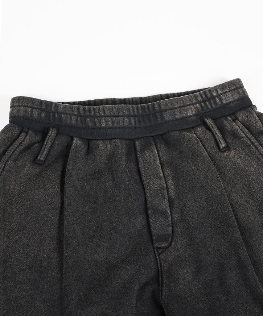 BIRBANTE Garment-Washed Comfort Loose Fit One-Pleat Sweatpants - Charcoal