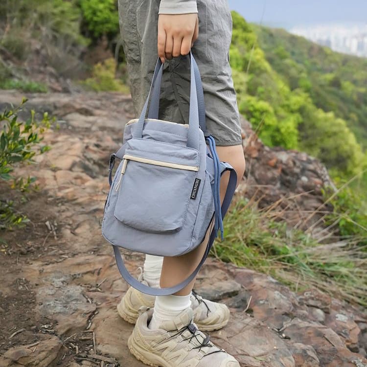 Nylon outdoor messenger bag casual bucket small bag