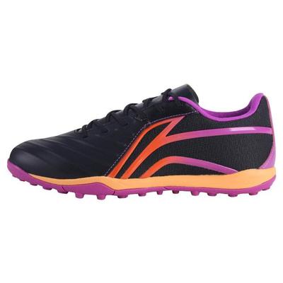 Chaussures spéciales de sport – Chaussures de football