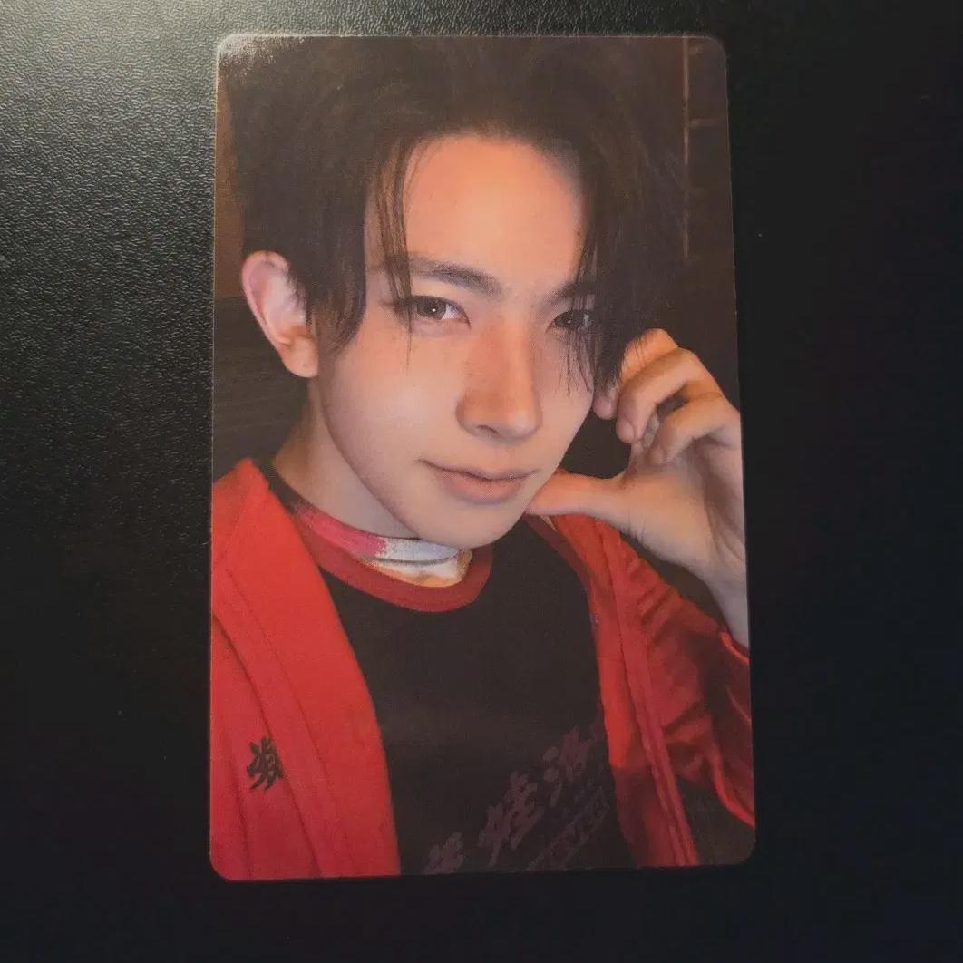 

Enhypen Desire Unleash Yongsan Pop-up Heeseung Unreleased Photocard