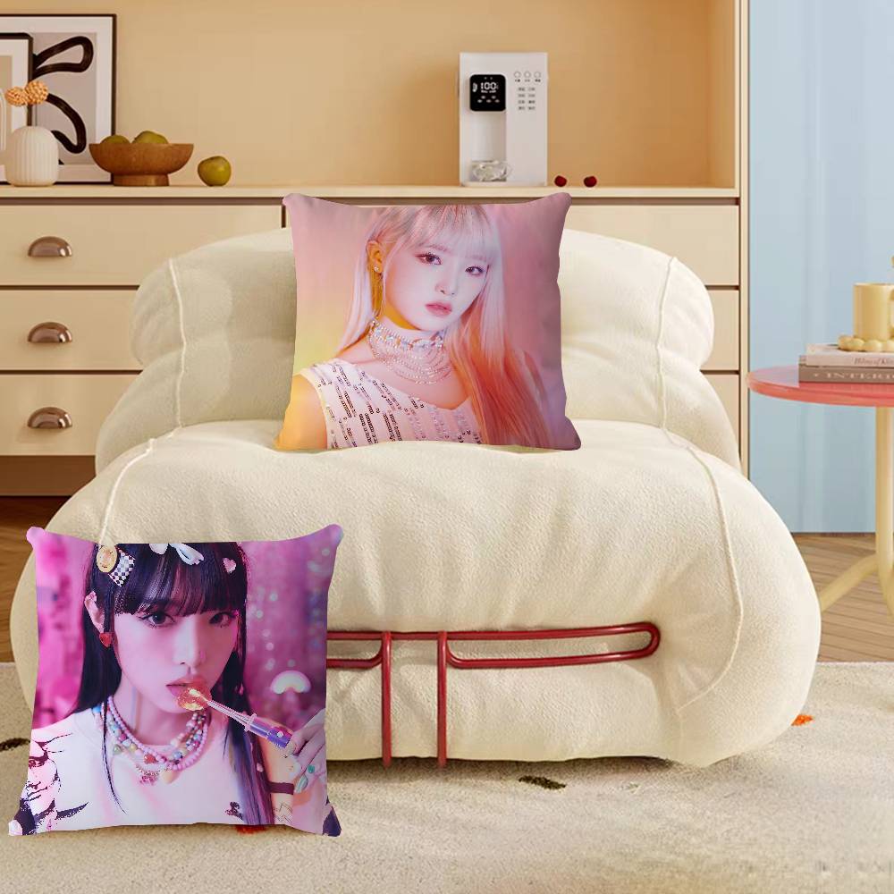Singer C-Choi-Yena Pillow Anime Pillow Sofa Bed Head Pillow Cover Cushion Cover 45x45 Cm Fashion