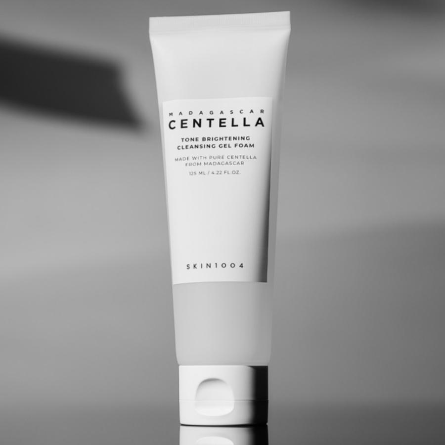 Skin1004 MADAGASCAR Centella Tone Brightening Cleansing Gel Foam 125mL
