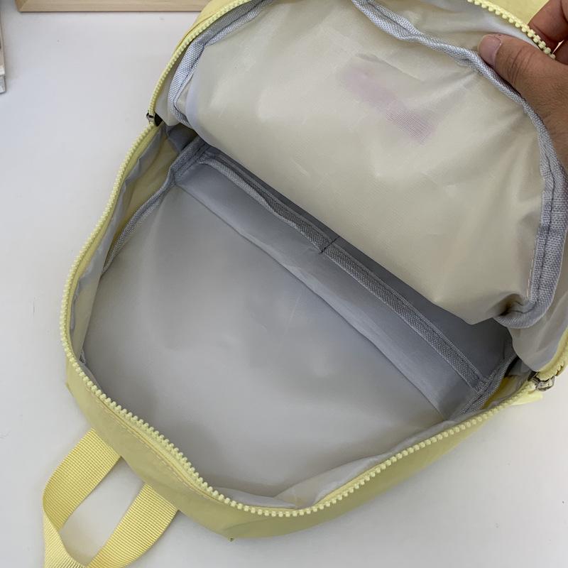 Sac à dos Pomme en Laine Mignonne de Haute Qualité pour Étudiants – Léger & Parfait pour les Sorties Printanières