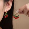 New Chinese Court Style Imitation Cinnabar Mole Beaded Earrings Women'S Light Luxury Retro High-End Four-Leaf Clover Fringed Ear Buckle
