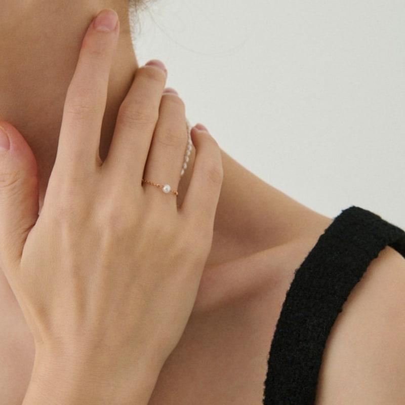 MAYBETOI 14k Chain Ball Freshwater Pearl Ring (2 Types)