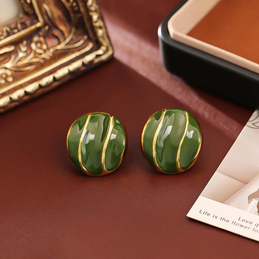 Elegant Enamel Drip Oil Stud Earrings: S925 Silver Needle, Gold-Plated Copper, Autumn/Winter Color Block Design for Women