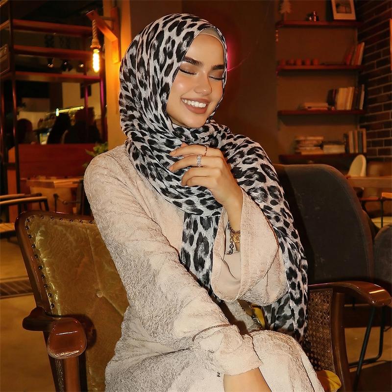2026 New Arrival Leopard Hijabs for Women Spring Muslim Shawls Watercolour Print Scarves Beach Sun Protection Headscarf Summer