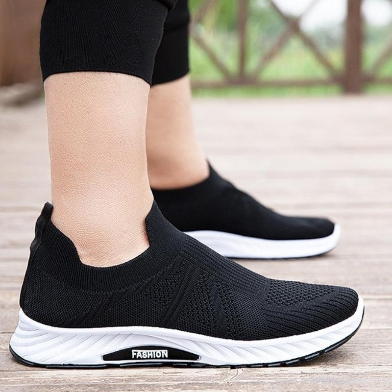 Fashion New Men's Casual Sneakers Mesh Vulcanized Shoes Soft Sole Non Slip Outdoor Mens Running Shoes Durable Men Shoes Tenis Masculino