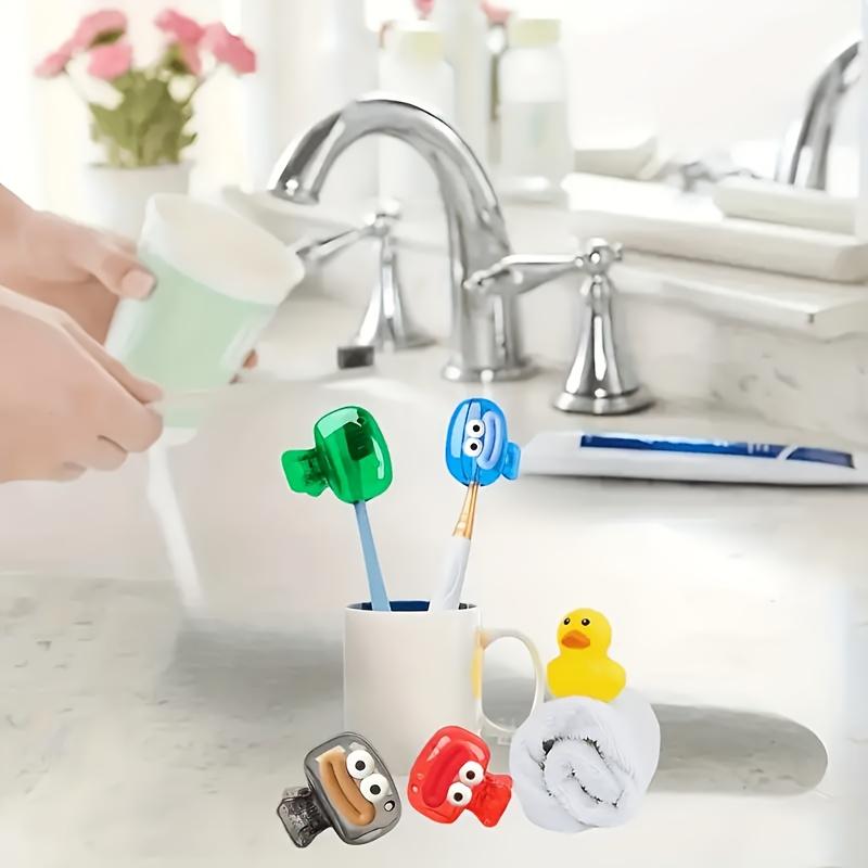 Toothbrush Head Storage Box and Protective Cover with Drainage Holes and Holder for Home Use and Portable Travel