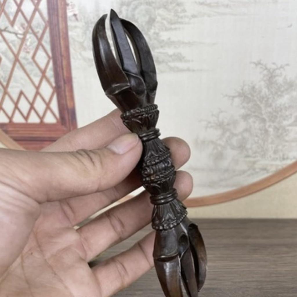 Brass Vajra, a Buddhist Altar Accessory, 15cm, Perfect for Warding Off Evil Spirits, Purification, Meditation, and Healing. [Parallel Import]