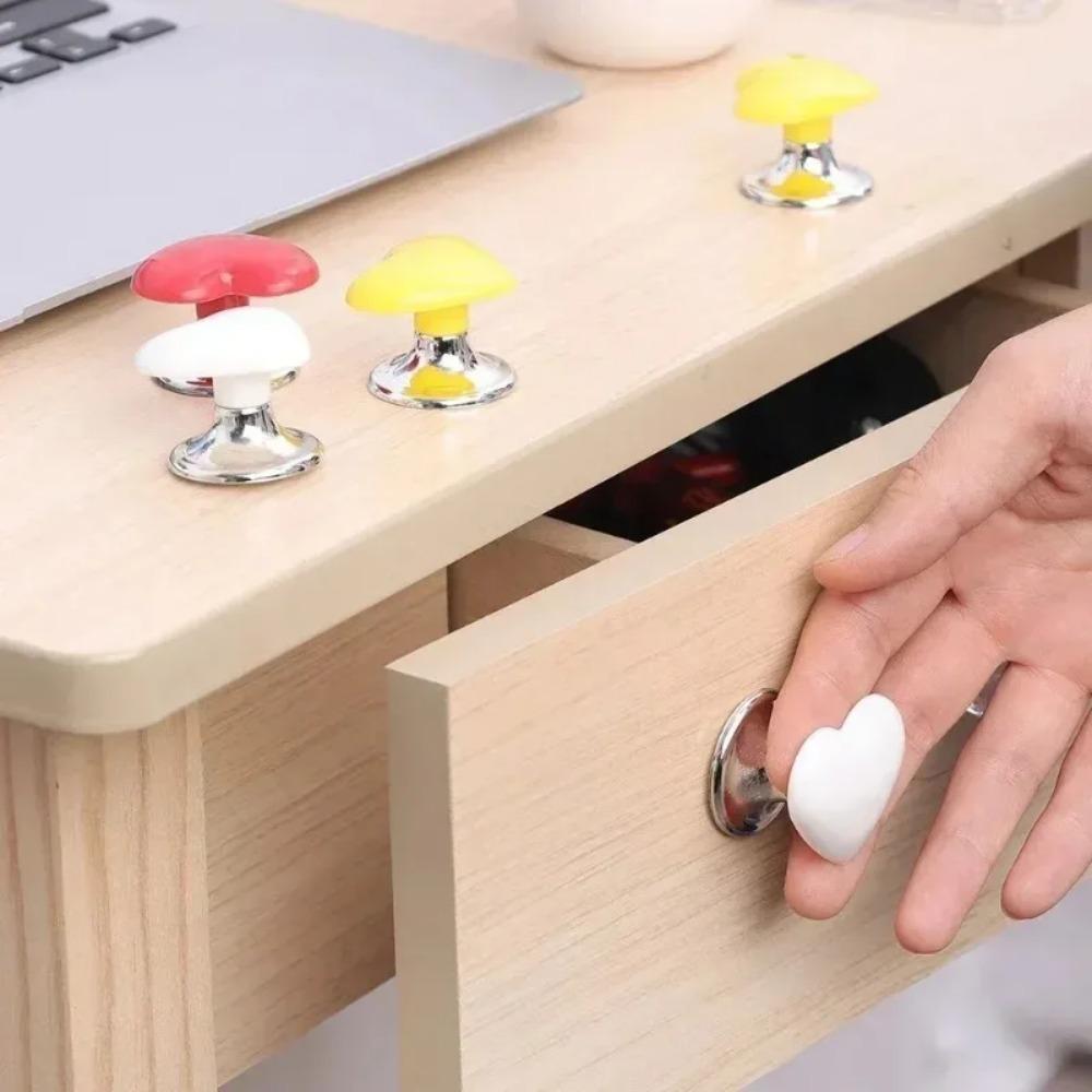 4pcs Heart Shaped Toilet Press Creative Love Colorful Toilet Button Nail Protector Water Press Flush Button Bathroom Supplies