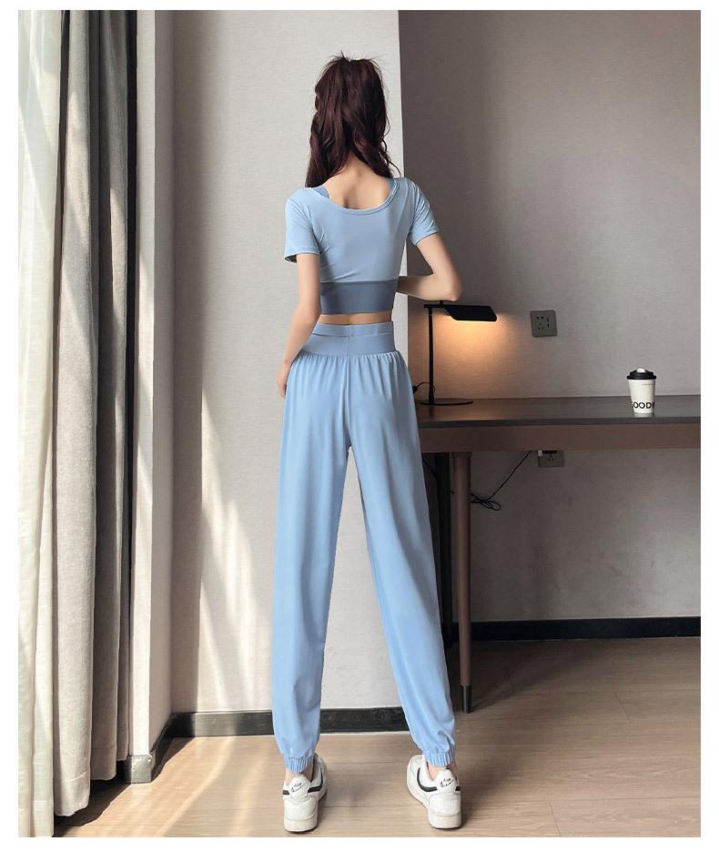 2025 Women's Quick-Dry Sportswear Set: Summer Gym & Yoga Suit with Casual Green Pants