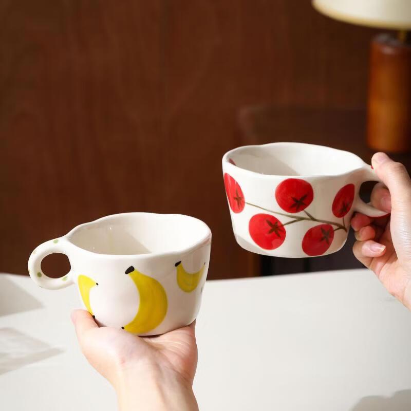 OLOEY Hand-Painted Ceramic Banana Coffee Mug