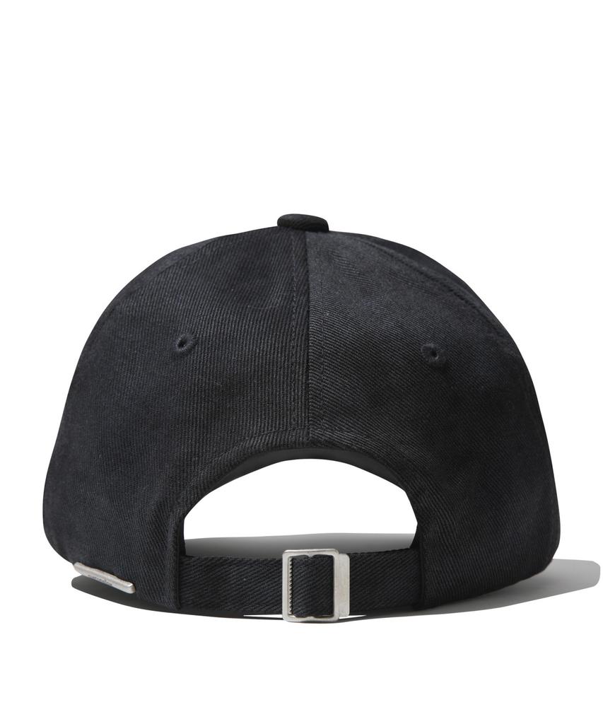 Keoseuuteommellou Black Logo Embroidery Cap Carax25103Bkx