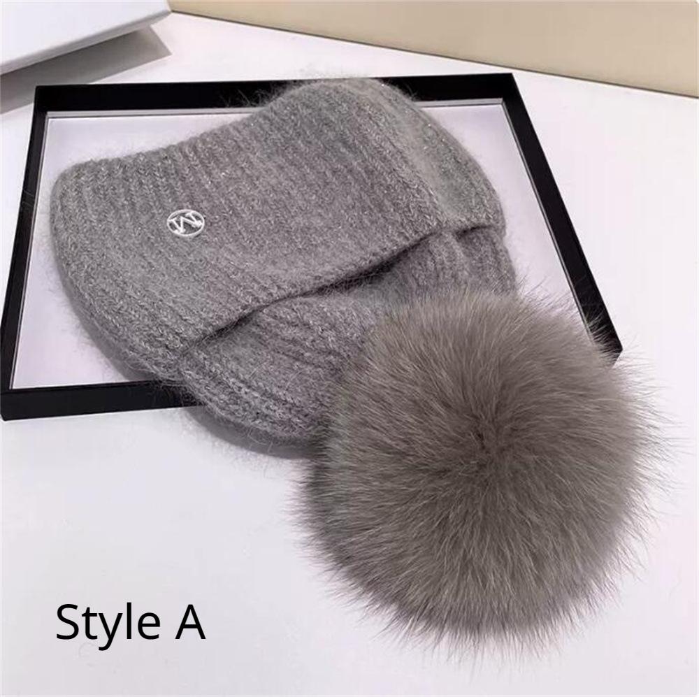New In Hat Real Fox Fur Pom Poms Hat Women Outdoor Warm Skullies Beanie Winter Hat For Women Rabbit Knitted Thick Cap Christmas