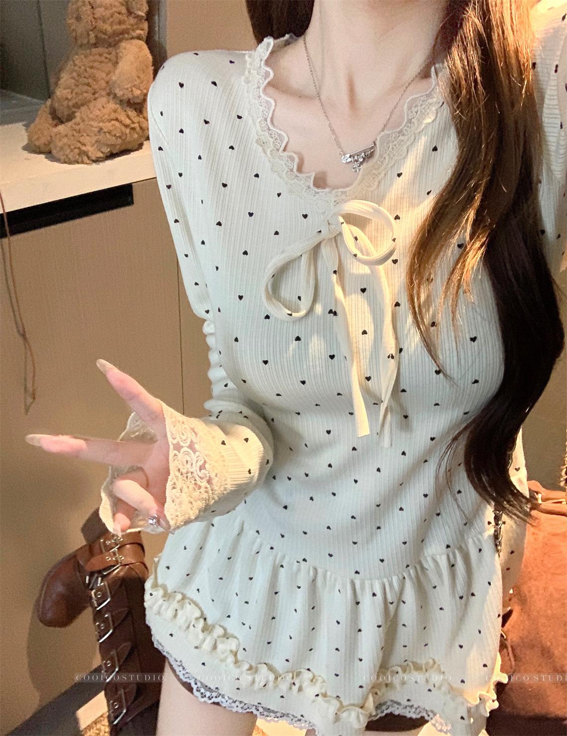 2025 Autumn/Winter Polka Dot Lace-Up Slimming Long Sleeve Top for Women One Size