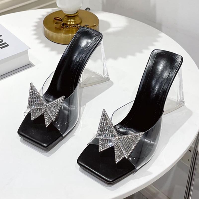 Fashion Chic Rhinestone Bowtie Buckle Slippers Women Summer Pvc Transparent Jelly Sandals Crystal Perspex Heels Ladies Shoes
